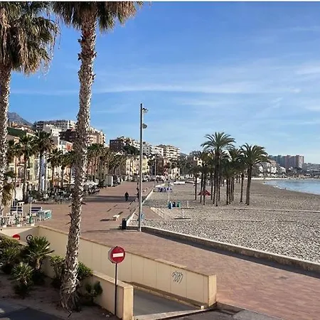 Apartment Beachfront La *
